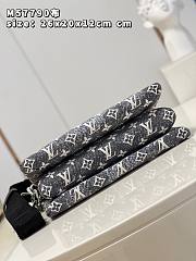 	 Kitlife Louis Vuitton Coussin Gray Denim Textile Jacquard - 26*20*12cm - 3