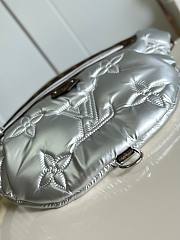 KITLIFE LOUIS VUITTON MAXI BUMBAG SILVER - M20971 - 44 x 24 x 7 cm - 5