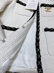 Kitlife Chanel Tweed Blazer  - 4