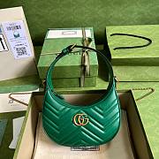 	 Kitlife Gucci GG Marmont half-moon-shaped mini bag green - 699514 - W21.5cm x H11cm x D5cm - 1