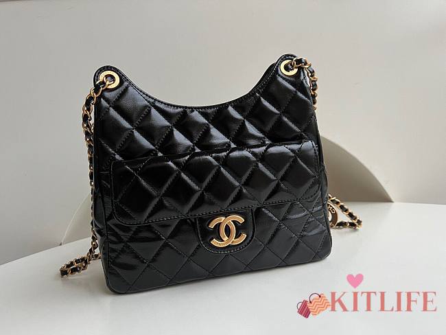 	 KITLIFE CHANEL 23C HOBO BAG SHINY CALFSKIN BLACK BRUSHED - 22.5x21.5x7cm - 1
