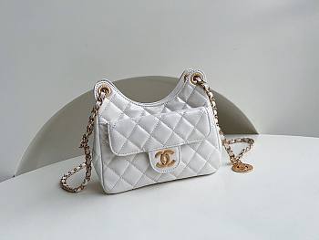 	 KITLIFE CHANEL 23C HOBO BAG SHINY CALFSKIN WHITE BRUSHED - 19x17x6cm