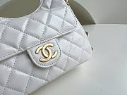 	 KITLIFE CHANEL 23C HOBO BAG SHINY CALFSKIN WHITE BRUSHED - 19x17x6cm - 2