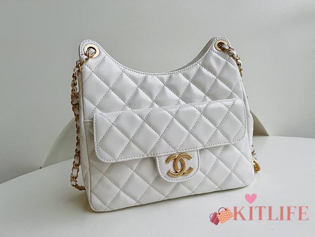 	 KITLIFE CHANEL 23C HOBO BAG SHINY CALFSKIN DARK WHITE BRUSHED - 22.5x21.5x7cm - 1