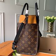 LOUIS VUITTON ON MY SIDE M53823  - 3