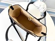 	 Kitlife Louis Vuitton On My Side MM Green and Cream - M53825 - 30.5 x 24.5 x 14 cm - 2