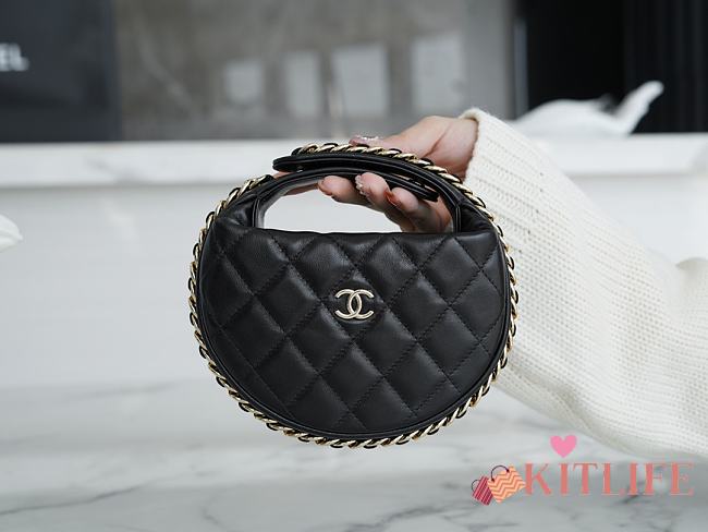 Kitlife Chanel Pouch Lambskin & Gold-Tone Metal Black - 16 × 16 × 5.5 cm - 1