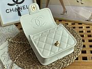 	 Kitlife Chanel Small Flap Bag with top handle white - 17 × 20.5 × 6 cm - 5
