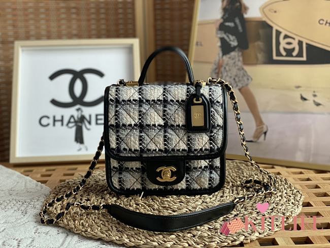 	 Kitlife Chanel Small Flap Bag with top handle Ecru, Grey, Beige & Black Cotton & Wool - 17 × 20.5 × 6 cm - 1