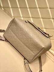 	 Kitlife Louis Vuitton MONTSOURIS PM Tourterelle Gray Embossed cowhide leather - M45410 - 27.5 x 33 x 14 cm - 4