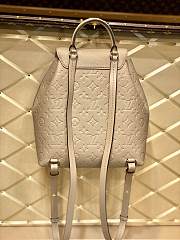 	 Kitlife Louis Vuitton MONTSOURIS PM Tourterelle Gray Embossed cowhide leather - M45410 - 27.5 x 33 x 14 cm - 5