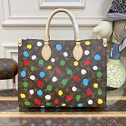 	 Kitlife Louis Vuitton X YK ONTHEGO MM BAG - 35 x 27 x 14cm - 1