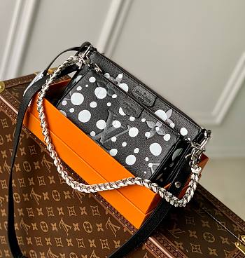 LV X YK MULTI POCHETTE ACCESSOIRES