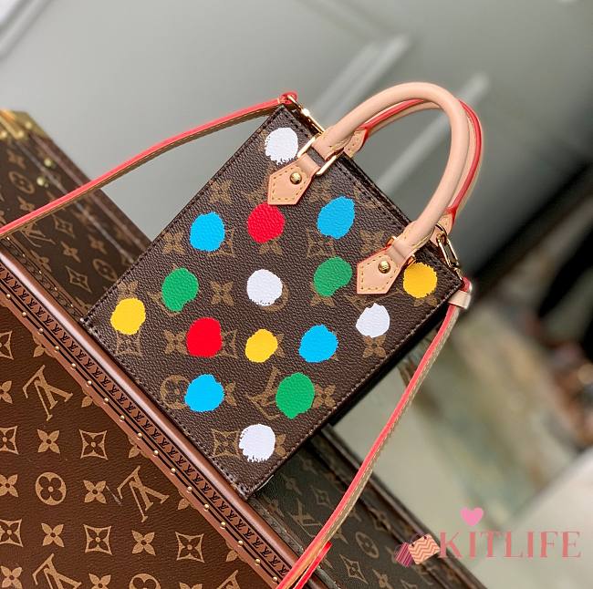 Kitlife Louis Vuitton X YK PETIT SAC PLAT - 14 x 17 x 5 cm - 1