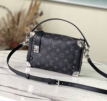 	 Kitlife Louis Vuitton Side Trunk Monogram Black Bag - 21 x 14 x 6 cm