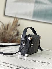	 Kitlife Louis Vuitton Side Trunk Monogram Black Bag - 21 x 14 x 6 cm - 4