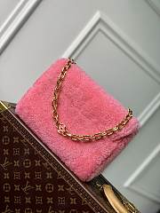 	 KITLIFE LOUIS VUITTON TWIST BAG MM pINK Fleece - 23 x 17 x 9.5 cm - 2