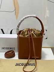 Kitlife Jacquemus Le Seau Carré Shoulder Bag in Brown - 16*18*17cm - 1