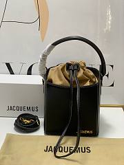 	 Kitlife Jacquemus Le Seau Carré Shoulder Bag in Black - 16*18*17cm - 1