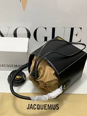 	 Kitlife Jacquemus Le Seau Carré Shoulder Bag in Black - 16*18*17cm - 2