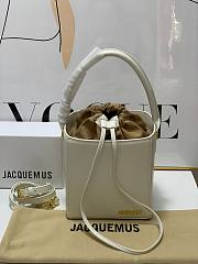 	 Kitlife Jacquemus Le Seau Carré Shoulder Bag in White - 16*18*17cm - 1