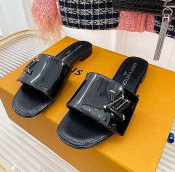 Kitlife Louis Vuitton Shake Flat Mules Black 