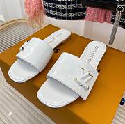 	 Kitlife Louis Vuitton Shake Flat Mules White - 1