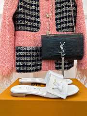 	 Kitlife Louis Vuitton Shake Flat Mules White - 2