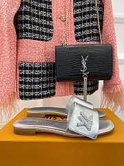 	 Kitlife Louis Vuitton Shake Flat Mules Silver - 3