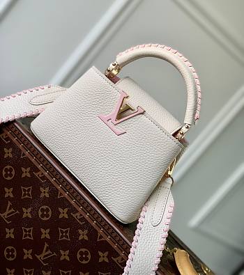 Kitlife Louis Vuitton Capucines Mini Bag Taurillon White and Pink - 21.0 x 14.0 x 8.0cm