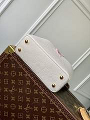 Kitlife Louis Vuitton Capucines Mini Bag Taurillon White and Pink - 21.0 x 14.0 x 8.0cm - 5