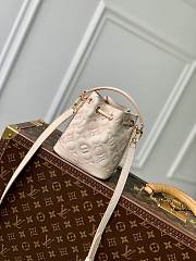 	 Kitlife Louis Vuitton Nano Neonoe Light Beige - 13 x 16 x 10 cm - 4