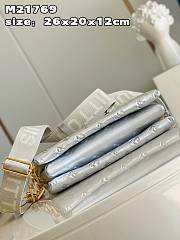 Kitlife Louis Vuitton Coussin PM Silver Lambskin - 26 x 20 x 12 cm - 5
