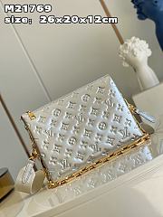 Kitlife Louis Vuitton Coussin PM Silver Lambskin - 26 x 20 x 12 cm - 4
