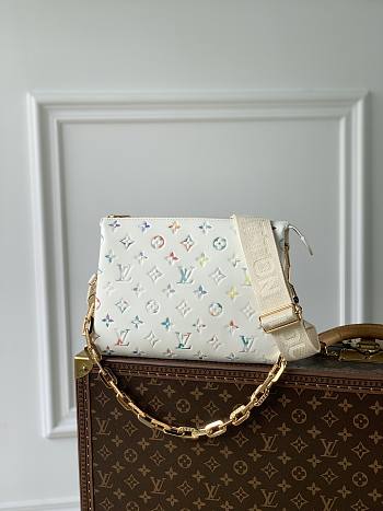 	 Kitlife Louis Vuitton Coussin PM White Lambskin - 26 x 20 x 12 cm