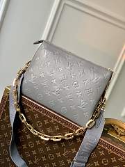 Kitlife Louis Vuitton Coussin MM Grey Monogram-embossed puffy lambskin - 34 x 24 x 12 cm - 1