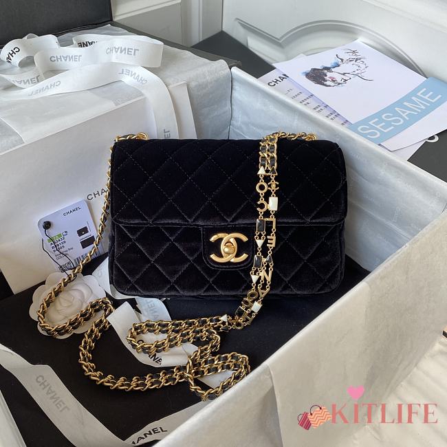 	 Kitlife Chanel Flap Bag Black Velvet Color Gold Chain - 20.5*17*6.5cm - 1