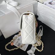 Kitlife Chanel Flap Bag Smooth White Leather With Gold Chain - 16*12*5cm - 2