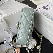	 Kitlife Chanel Flap Bag Smooth Blue Leather With Gold Chain - 16*12*5cm - 4