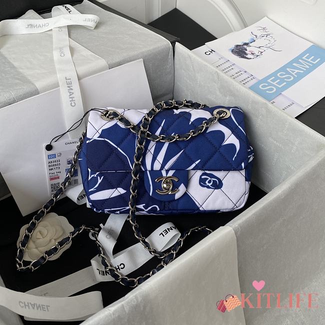Kitlife Chanel Flap Bag Printed Silk Blue - 20cm - 1