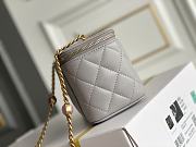 	 Kitlife Chanel Vanity With Chain Grey Leather - 17x9.5x8cm - 5
