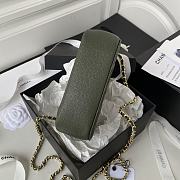	 Kitlife Chanel Clutch With Grained Calfskin & Gold-Tone Metal Green - 12X17.5X5.5cm - 3