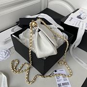 	 Kitlife Chanel Clutch With Grained Calfskin & Gold-Tone Metal White - 12X17.5X5.5cm - 4