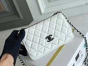 	 Kitlife Chanel WOC Lambskin Black Hardware White - 19cm - 5