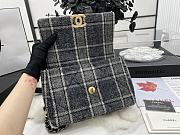 	 Kitlife Chanel 19 Flap Bag Wool Tweed, Calfskin & Gold-Tone Dark Blue&Beige  - 26cm - 5