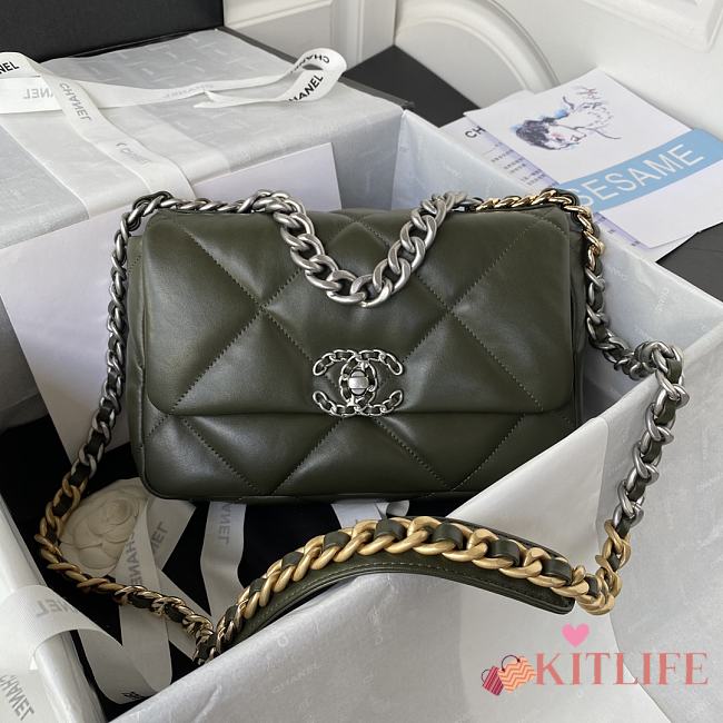 	 Kitlife Chanel 19 Medium Lambskin, Gold-Tone, Silver-Tone & Ruthenium-Finish Metal Khaki - 26cm - 1