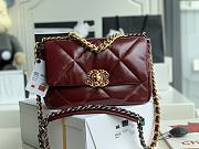 Kitlife Chanel 19 Medium Flap Bag Burgundy Shiny Crumpled Calfskin, Gold Tone - 26cm - 1