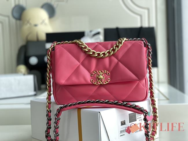 	 Kitlife Chanel 19 Medium Lambskin, Gold-Tone, Silver-Tone & Ruthenium-Finish Metal Pink - 26x16x9cm - 1