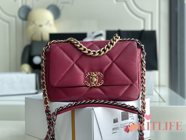 	 Kitlife Chanel 19 Medium Lambskin, Gold-Tone, Silver-Tone & Ruthenium-Finish Metal Dark Pink - 26x16x9cm - 1