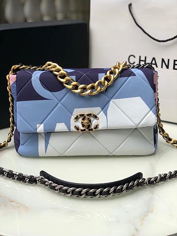 	 Kitlife Chanel 19 Large Flap Bag in Multicolor Printed Silk - 30cm